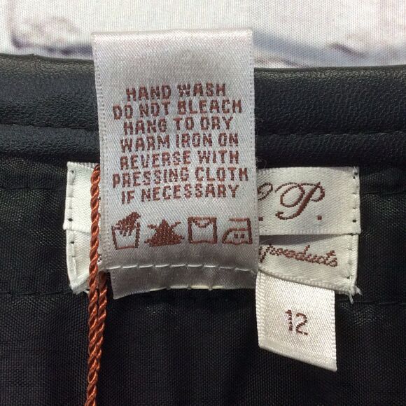 MSSP Max Studio Specialty Products Tiered Mini Skirt Size 12 Black Vegan Leather - Picture 7 of 12